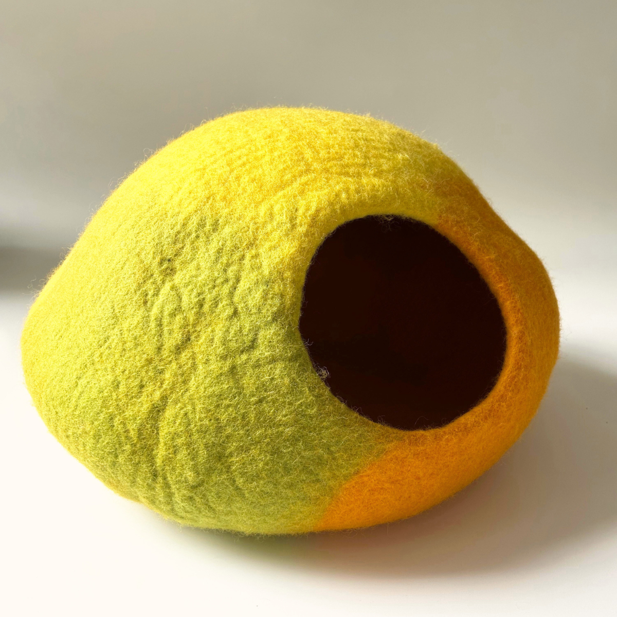 Amalfi Lemon - Wool Felt Cat Cave