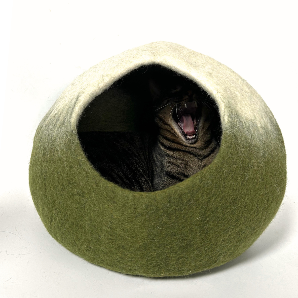 Matcha Mochi - Felt Cat Cave