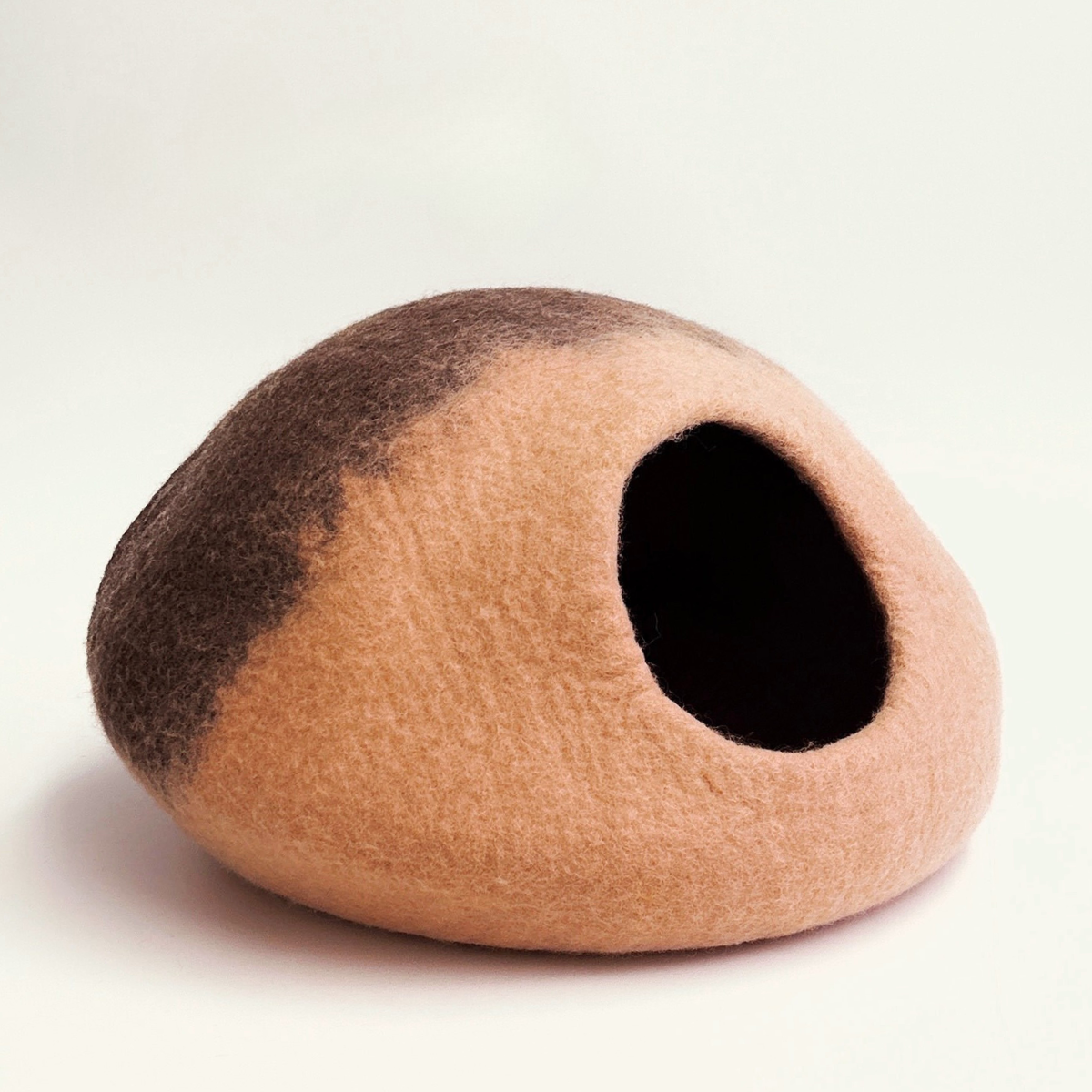 A Chestnut- Felt Cat Cave